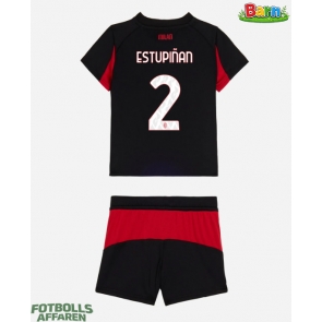 AC Milan Pervis Estupinan #2 Hemmaställ Barn 2025-26 Kortärmad (+ Korta byxor)